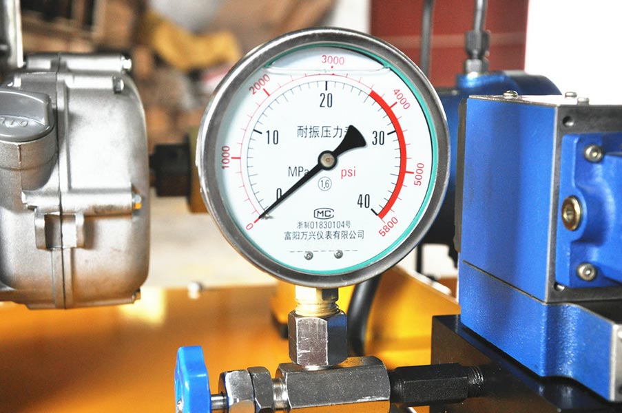 本田汽油機(jī)，野外作業(yè)機(jī)動(dòng)泵液壓站